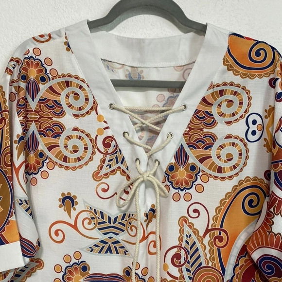 Women’s Oversized Tie Front Blouse Size Medium - Picture 3 of 5